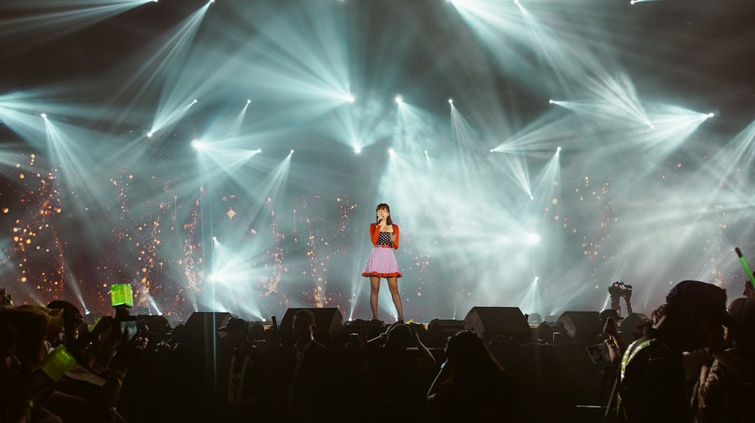 celebrity influencer on stage